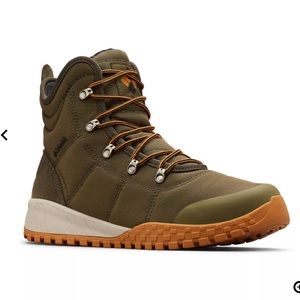 Columbia Fairbanks Omni-Heat Boots size 13